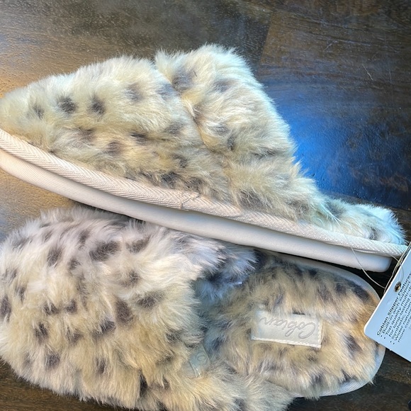 Cobian Minou Mule slippers- color is snow leopard - Picture 3 of 5